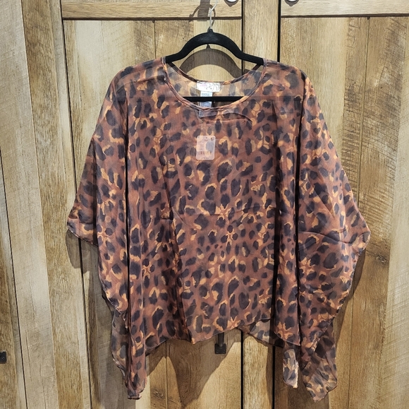 Angel Wing Poncho in Leopard NWT - ONE SIZE - Picture 9 of 13